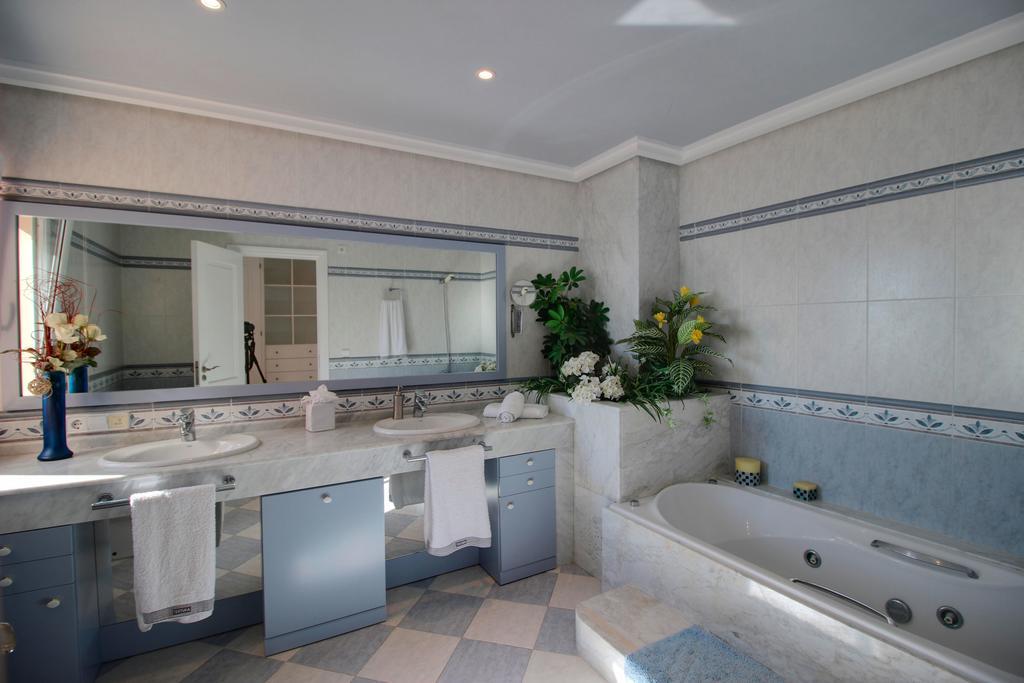 Villa Far Alcanada エクステリア 写真
